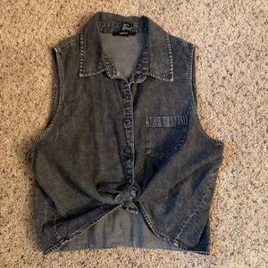 Forever 21 Cropped button up